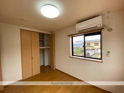 パインズコート新居　Ｅ棟[2LDK/57.96m2]の内装2