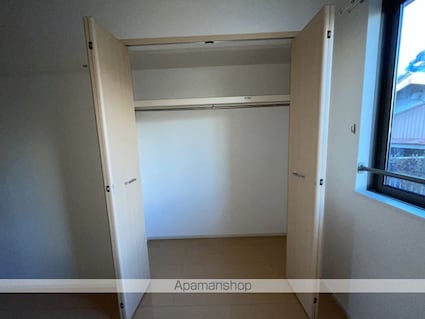 和歌山県御坊市島[1LDK/42.47m2]の収納