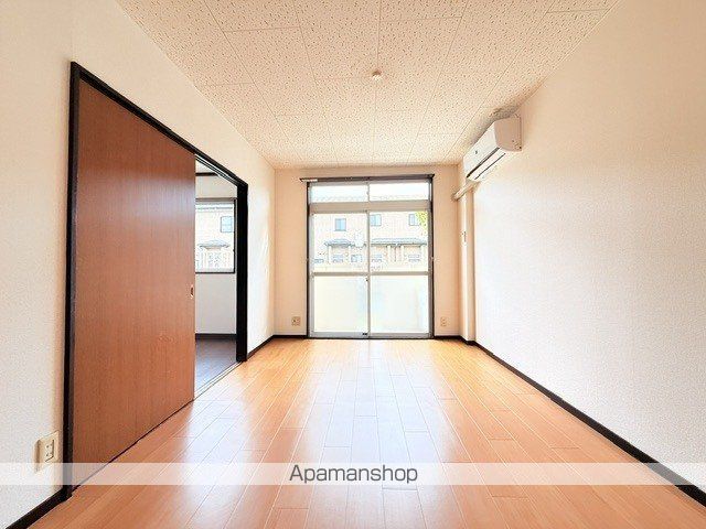ハミングバードAの内装写真