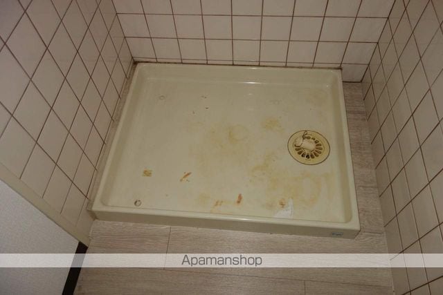 クリスタルハイツの内装写真
