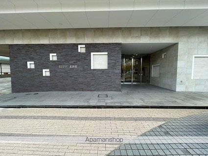 ＢＬＥＳＳ北新宿[1LDK/50.09m2]のエントランス