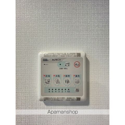 コンフォリア・リヴ上野の内装写真