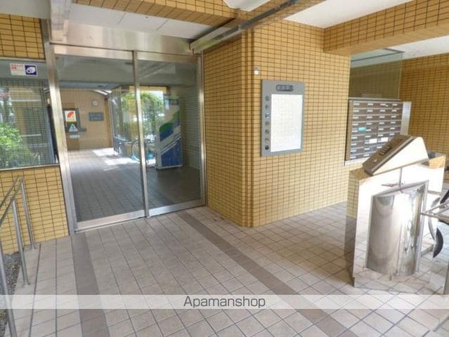 フォーラム日赤通り前の外観写真