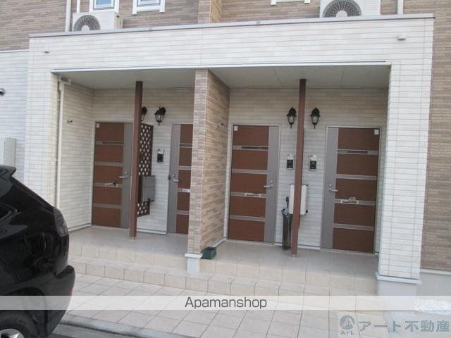 ベネディーレ IVの玄関写真
