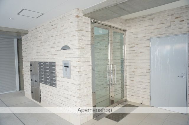ヴェリッシモ芥川の玄関写真