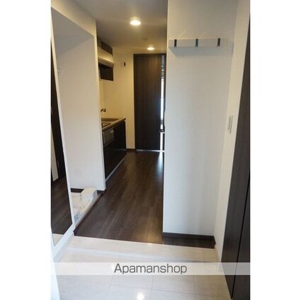 コンフォリア世田谷上馬[1K/25.41m2]の玄関