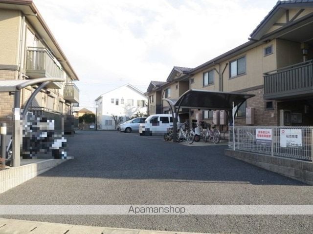 ルミエール[2LDK/53.76m2]の駐車場