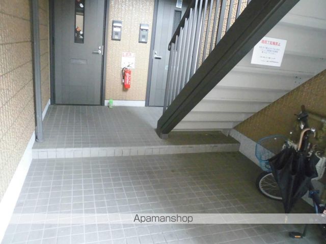 DAIKENN浜寺南町C棟の玄関写真