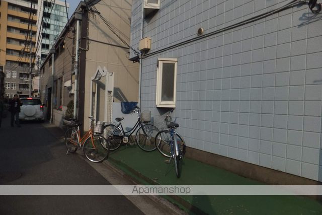 ハイツエトワールの玄関写真