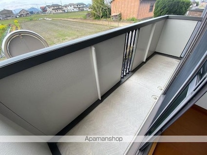 リジェール東山崎　Ａ・Ｂ[2DK/55.44m2]のバルコニー