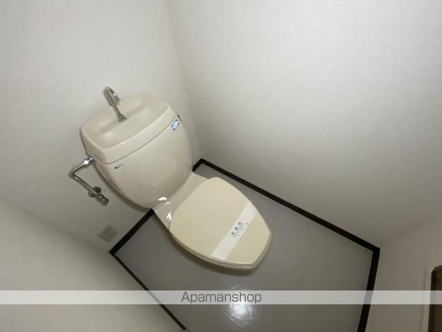 カネマスロイヤルコートA棟の内装写真