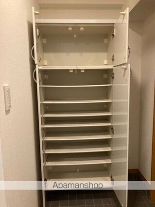 ＡＸＩＳ若松町[1K/36.12m2]の内装1