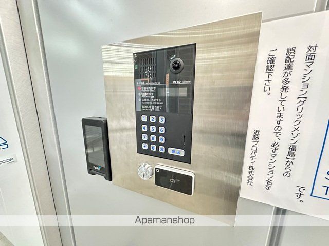 エルベコート梅田ウエストの玄関写真