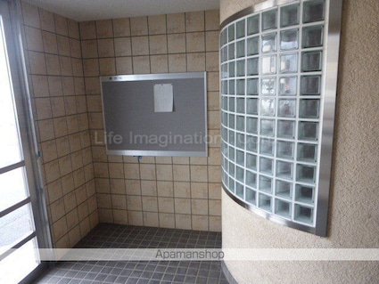 十一屋ＤＯＡ[1K/22.5m2]のエントランス1