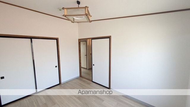 ライフヴィラアカホリの内装写真