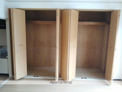 ニューマリッチフジモト[3DK/56.5m2]の収納