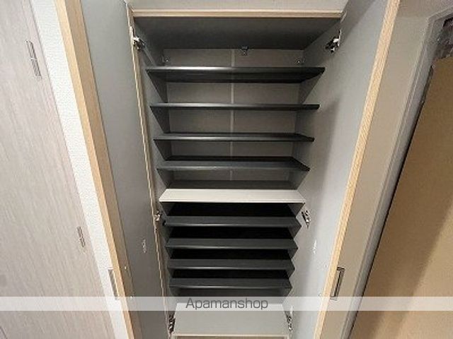 スプランディッド新大阪VIの内装写真