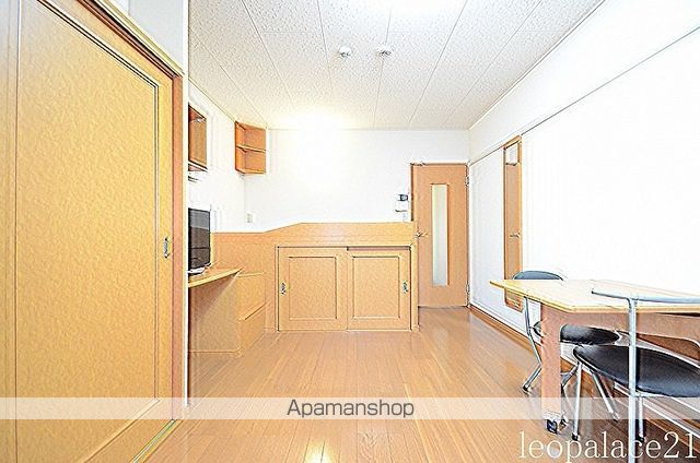 レオパレスエレガンテ[1K/19.87m2]のリビング・居間1