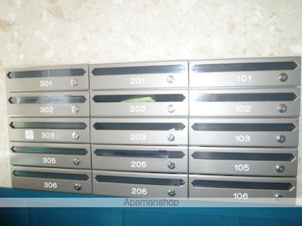 福井県福井市西開発１丁目[2LDK/68.87m2]のエントランス