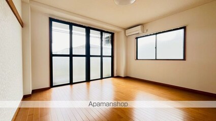 東京都八王子市椚田町[1K/32.06m2]のリビング・居間