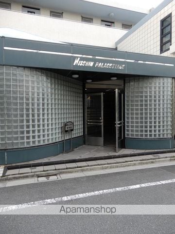 日神パレステージ哲学堂の玄関写真