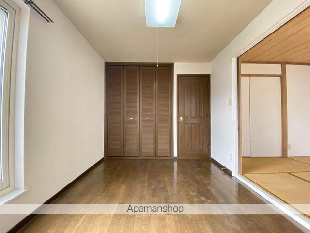 ヒルズクレスト富岡の内装写真