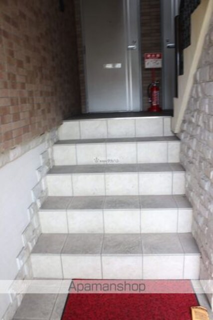広島県福山市松浜町１丁目[1R/30.41m2]の共用部2