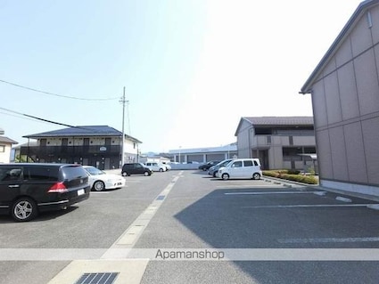 ラ・シャスト　Ⅱ　ＡＢ[1K/31.21m2]の駐車場2