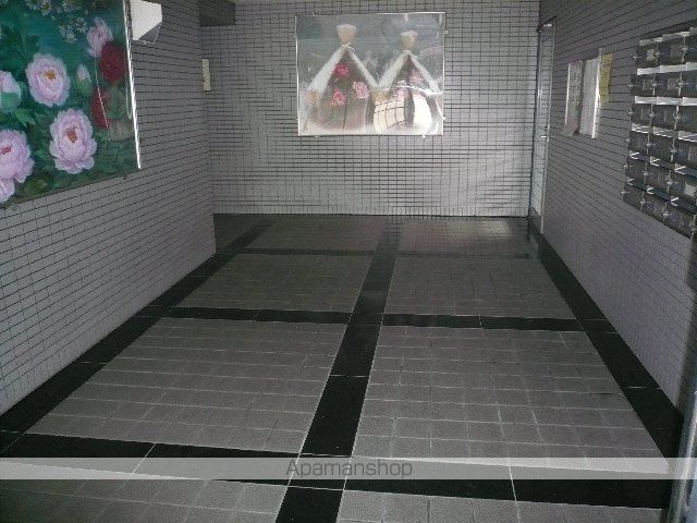 リブ泉南の玄関写真