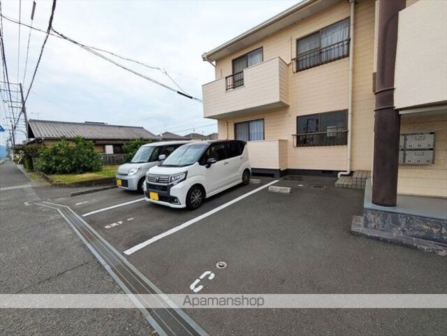 岡山県倉敷市福田町古新田[3K/43.74m2]の駐車場2