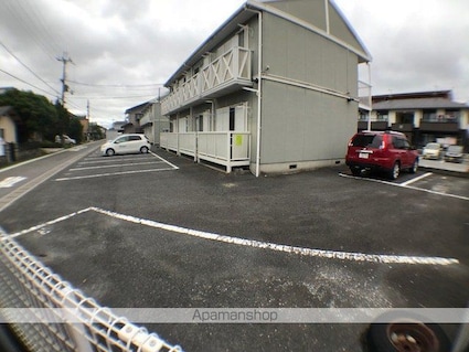 滋賀県東近江市東沖野２丁目[1K/21m2]の駐車場1