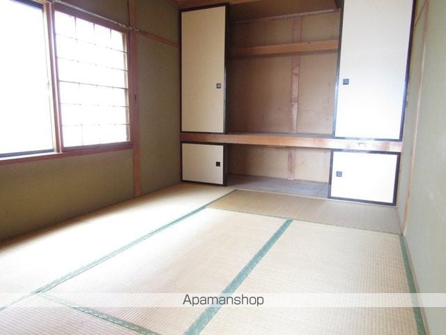 山川ハイツの内装写真