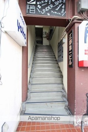 江郷第一ビル[1DK/35m2]のエントランス