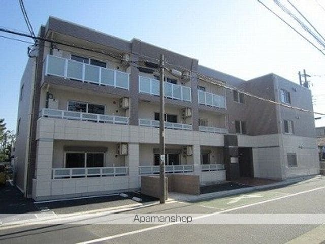 コモド レジデンスの外観写真