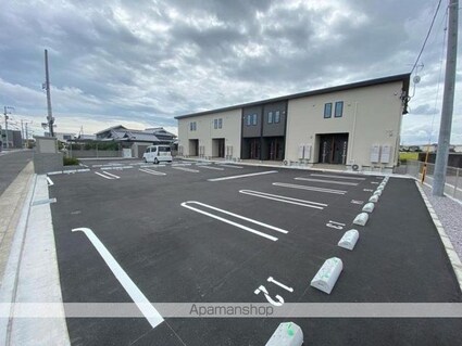 Ｇｒｅｅｎ　Ｈｏｕｓｅ　檀紙[2LDK/58.6m2]の駐車場