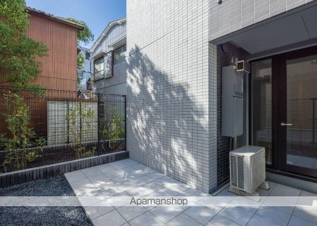 ドゥーエ羽田の玄関写真
