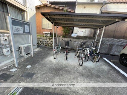 Ｍ’ｓコート[3LDK/68.2m2]の駐車場