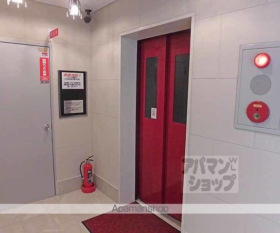 ダイエー第7ビルの玄関写真