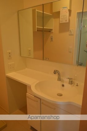 ゼルコヴァ北野[1LDK/33.39m2]の洗面所