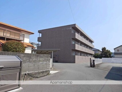 ファミール山城[1K/35m2]の外観1