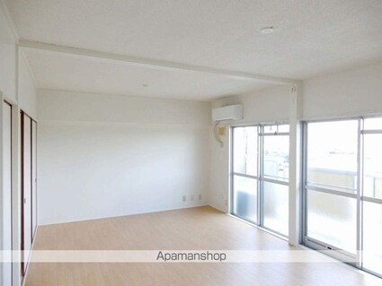 ビレッジハウス楠Ⅱ１号棟[2LDK/53.08m2]のリビング・居間