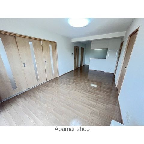 グランソレイユ屯田の内装写真