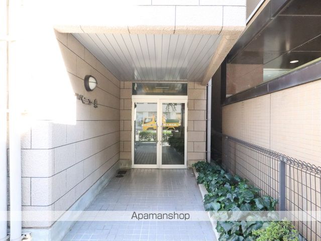 アベニュー泉の玄関写真