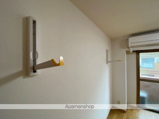 コンフォール上荒田の内装写真