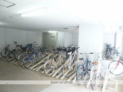 スカイコート新小岩[1K/24.51m2]の駐車場