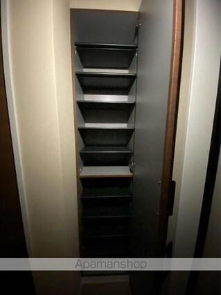 ＦＯＮＴＡＮＡ（フォンターナ）[1LDK/32.38m2]の内装1