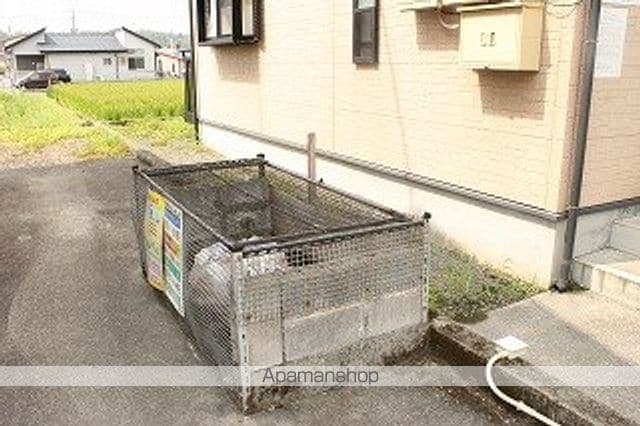 フェヴァリーVIのその他写真