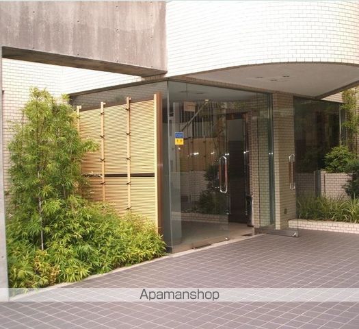 ステラメゾン武蔵小山の玄関写真