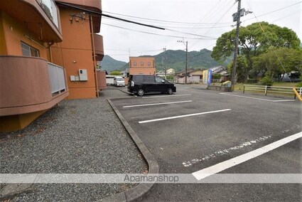 ベルセゾンＡ[3DK/55m2]の駐車場