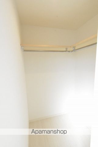 ビッグレジデンス美園の内装写真